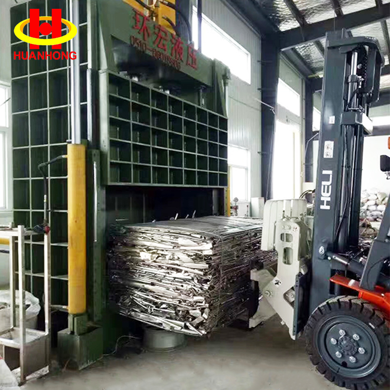 Hydraulic Vertical Scrap Metal Baler Machine