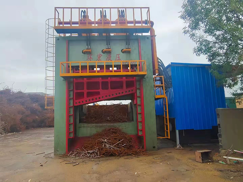 Introduction of the scrap steel gantry shear